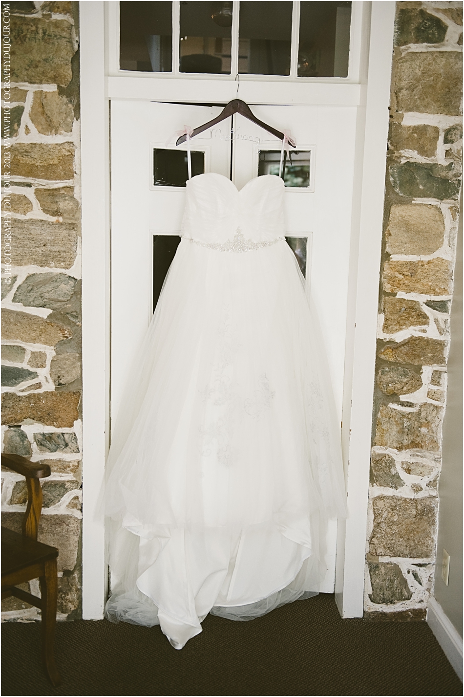 Erin & Eric Married at Stoneleigh Golf and Country Club: Loudoun Wedding Photographer